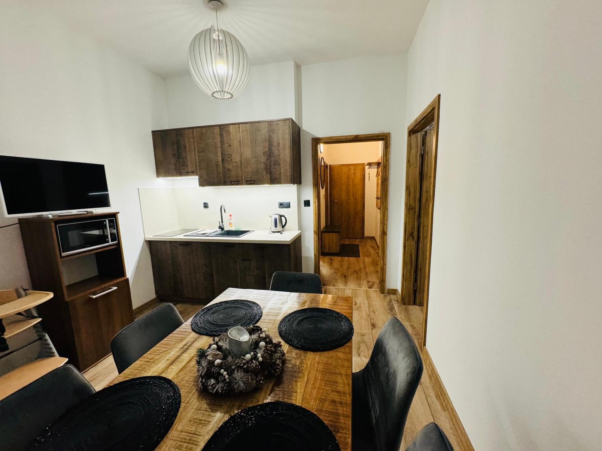 Apartmany Kamzik โดโนวาลี ภายนอก รูปภาพ