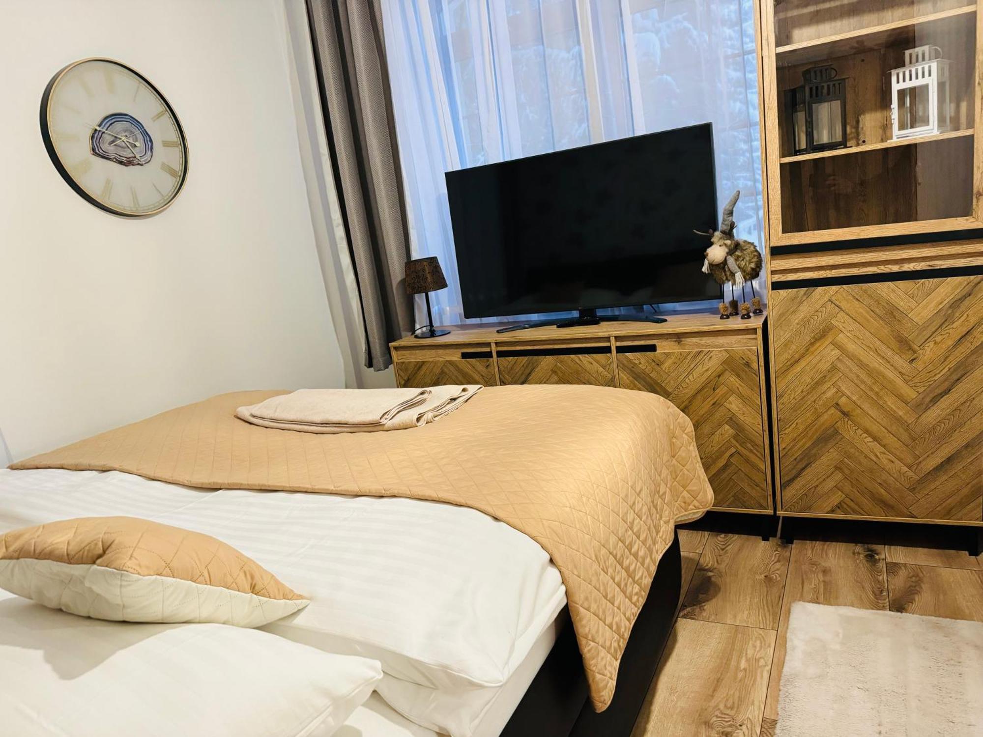 Apartmany Kamzik โดโนวาลี ภายนอก รูปภาพ